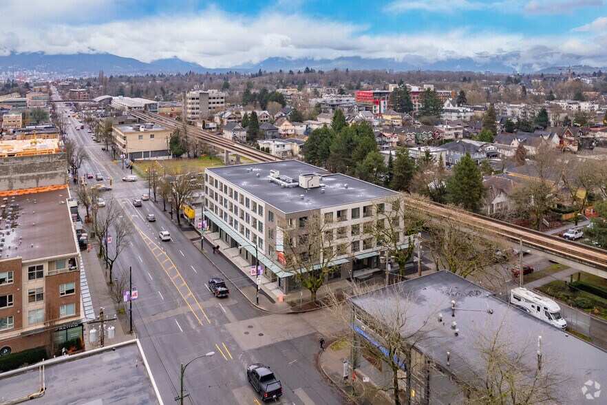 2885 Commercial Dr, Vancouver, BC à louer - Aérien - Image 3 de 5