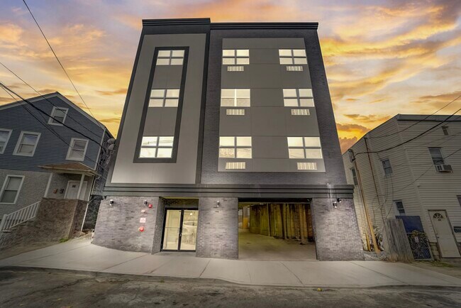 Plus de détails pour 48 Chadwick St, Paterson, NJ - Multi-résidentiel à vendre