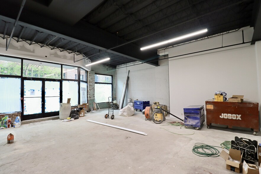 1215 Church St, Lynchburg, VA for lease - Interior Photo - Image 2 of 5