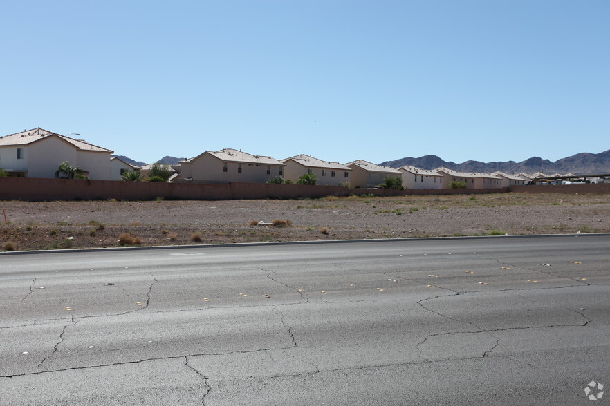 727 S Racetrack Rd, Henderson, NV for sale - Building Photo - Image 1 of 12