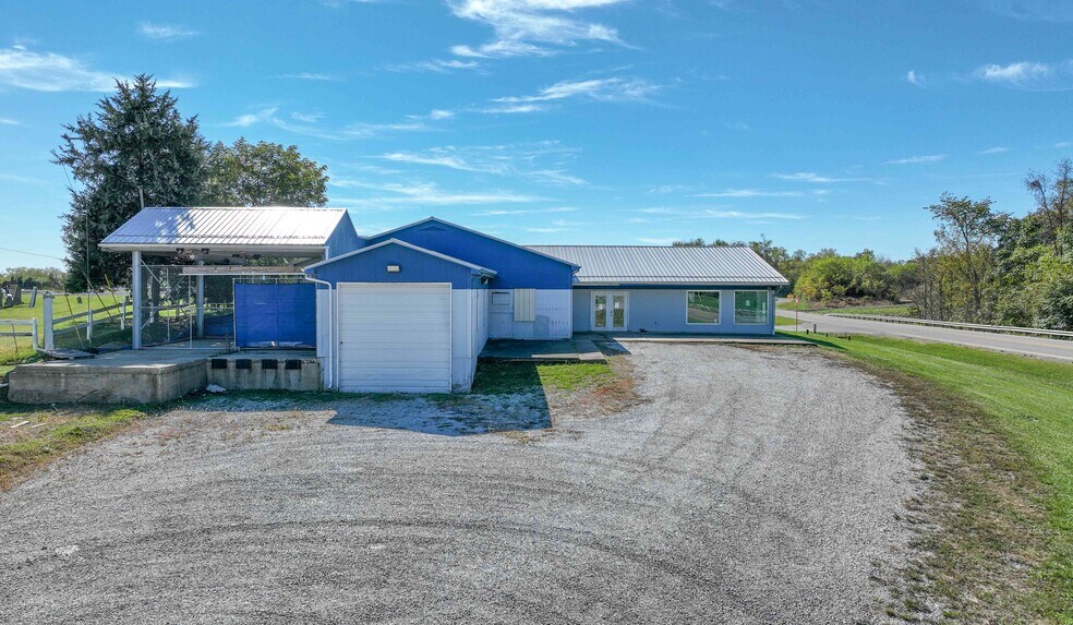 62240 Bailey Rd, Barnesville, OH à louer - Photo du bâtiment - Image 2 de 15