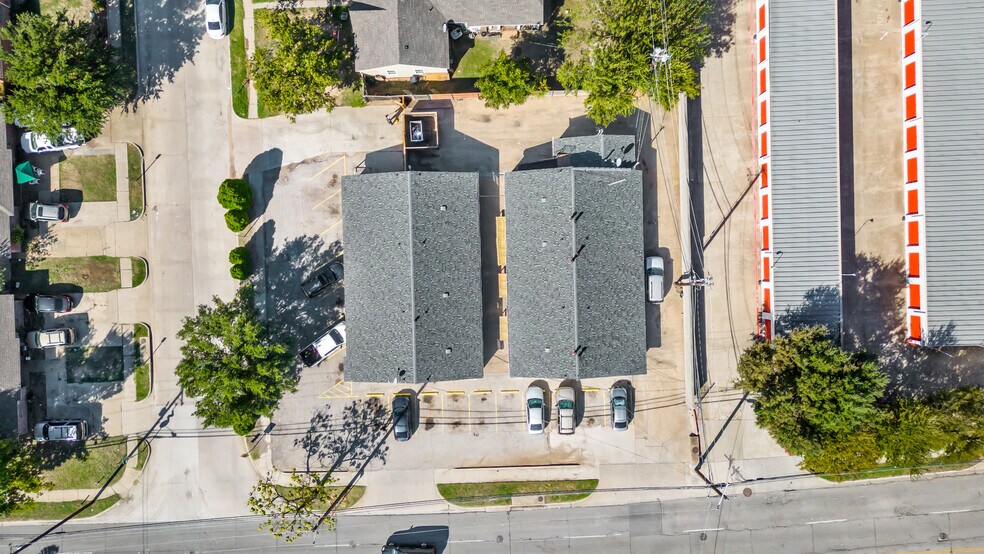 2001 Carl Rd, Irving, TX à vendre - Photo du bâtiment - Image 3 de 14