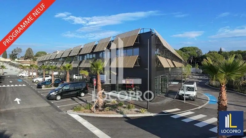 Office in Puget-sur-Argens for sale Building Photo- Image 1 of 15