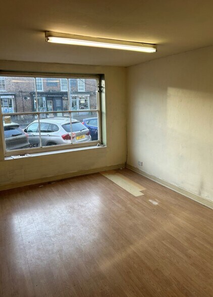 10 Pavement, York for sale - Interior Photo - Image 2 of 3