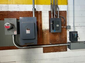 2480 Cawthra Rd, Mississauga, ON for lease Interior Photo- Image 2 of 6