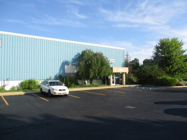2900 Northridge Dr NW, Grand Rapids, MI à vendre - Photo du bâtiment - Image 2 de 19