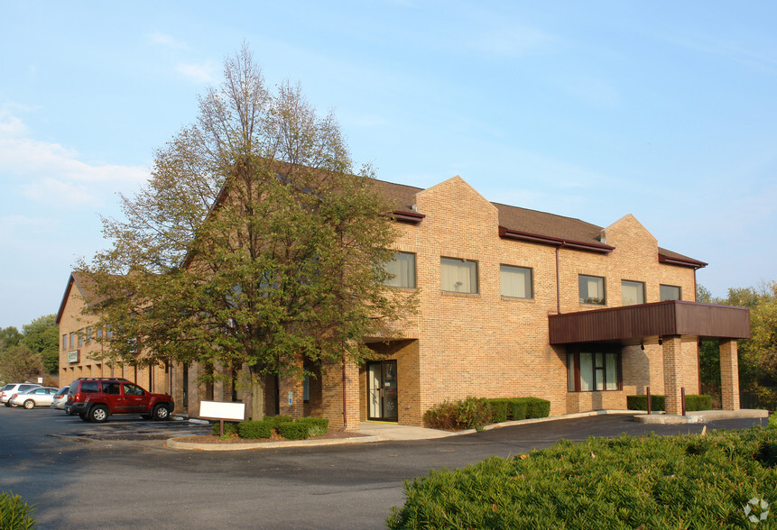 1524 W College Ave, State College, PA for lease - Primary Photo - Image 1 of 4