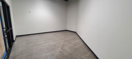 285 Liberty St, Salem, OR for lease Interior Photo- Image 1 of 4