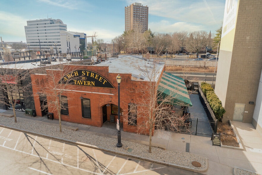 83 Arch St, Hartford, CT à vendre - Photo principale - Image 1 de 25