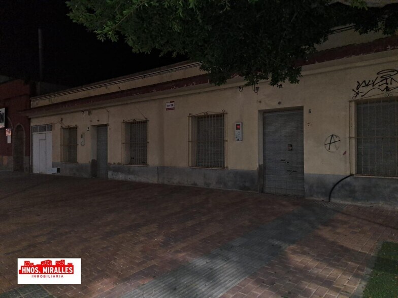 Commerce de détail dans Formentera del Segura, Alicante à louer - Photo du bâtiment - Image 1 de 4