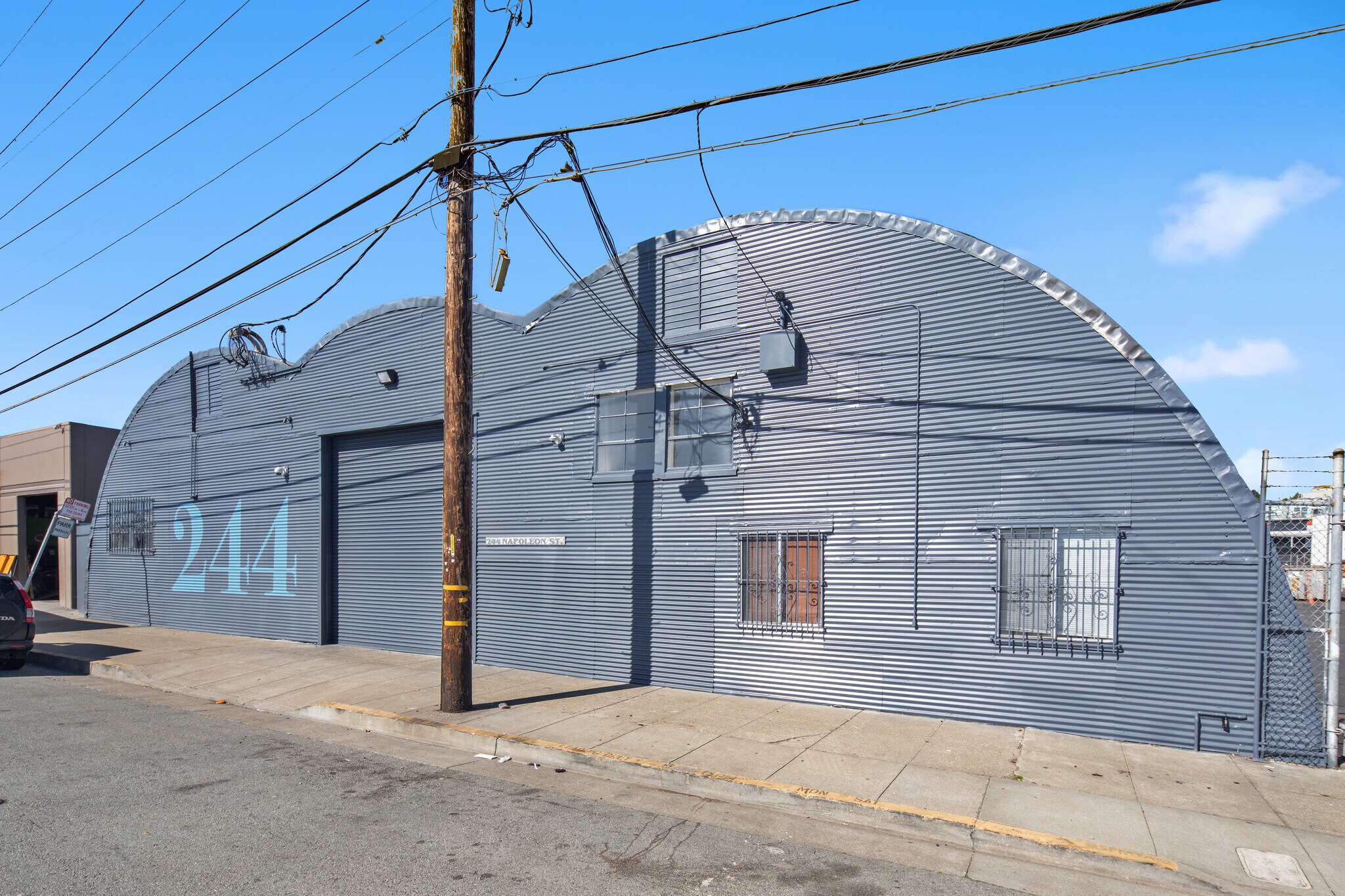 244 Napoleon St, San Francisco, CA à vendre Photo du bâtiment- Image 1 de 18