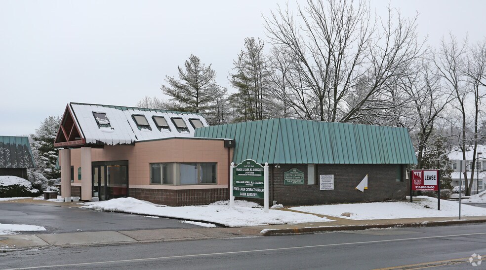 331 N York Rd, Hatboro, PA for sale - Primary Photo - Image 1 of 4