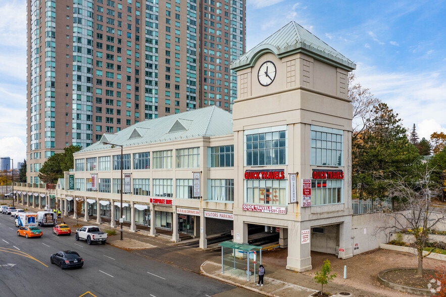 78-80 Corporate Dr, Toronto, ON for sale - Primary Photo - Image 1 of 1