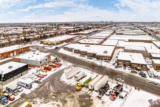 6880 Boul Couture, Montréal, QC - Aérien Vue de la carte