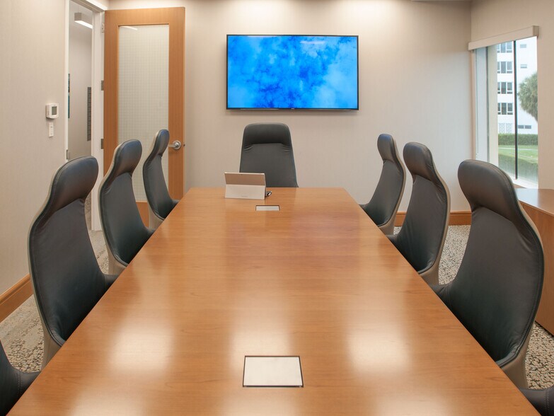 2875 S Ocean Blvd, Palm Beach, FL à louer - Photo intérieure - Image 3 de 10