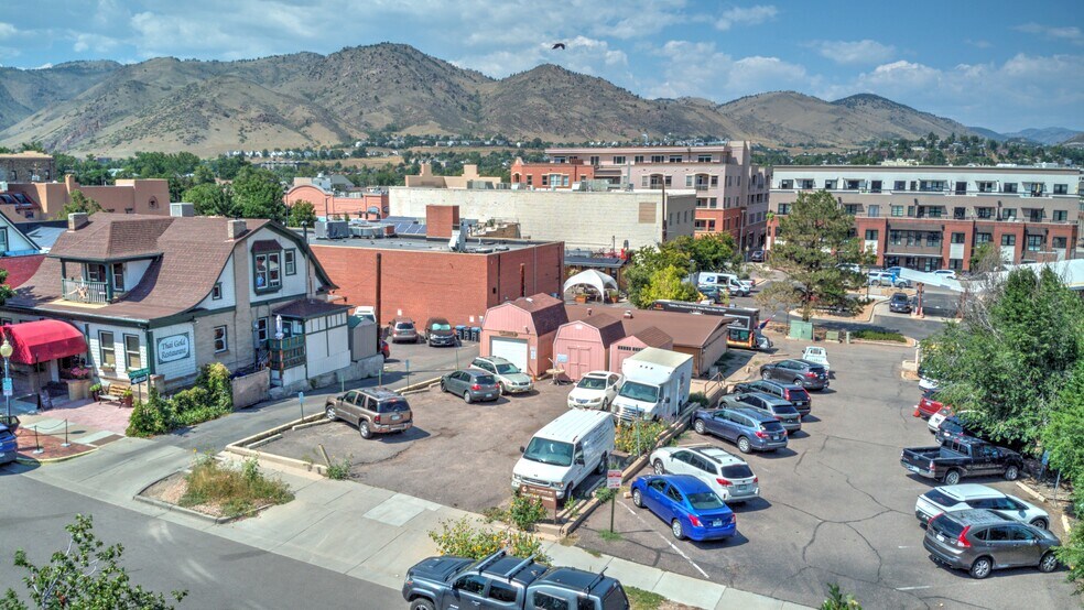 710 14th St, Golden, CO à vendre - Photo du bâtiment - Image 2 de 3