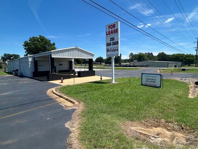 Plus de détails pour 5939 US-72 Hwy, Killen, AL - Commerce de détail à vendre