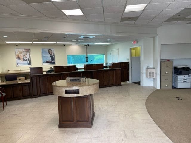 4465 Bayou Blvd, Pensacola, FL for sale - Lobby - Image 2 of 13