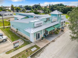 Plus de détails pour 302 N Causeway, New Smyrna Beach, FL - Local commercial à louer