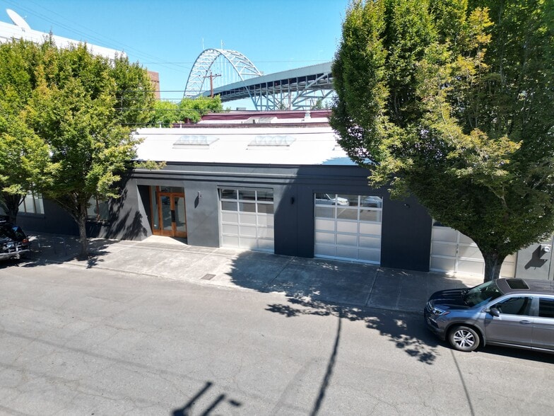 1632 NE Thurman St, Portland, OR for sale - Building Photo - Image 3 of 10