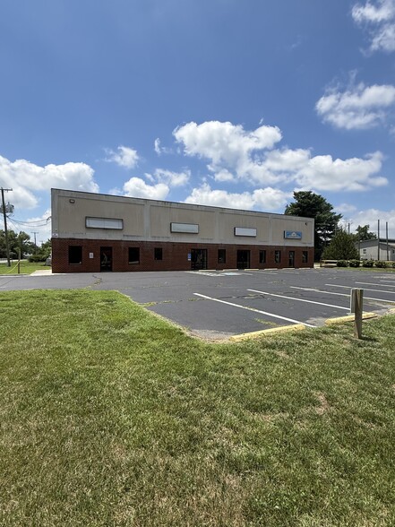 123 Maple St, Warsaw, VA for sale - Building Photo - Image 2 of 9