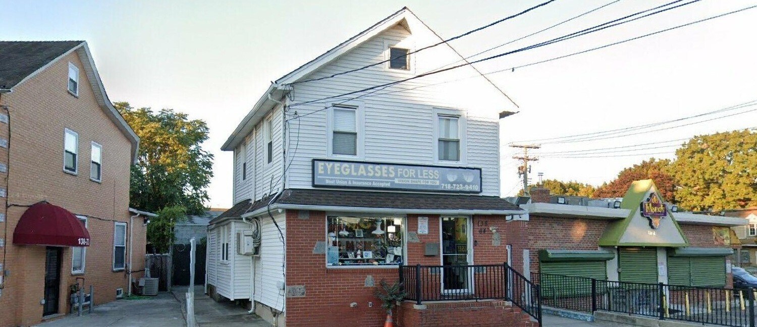 13864 Francis Lewis Blvd, Rosedale, NY à vendre Photo du bâtiment- Image 1 de 3