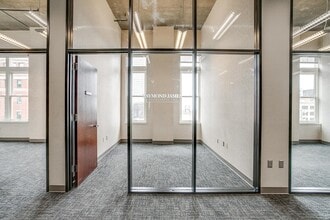 420 Throckmorton St, Fort Worth, TX for lease Building Photo- Image 2 of 6