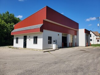 Plus de détails pour 243 Spring St, Highland, WI - Spécialité à vendre