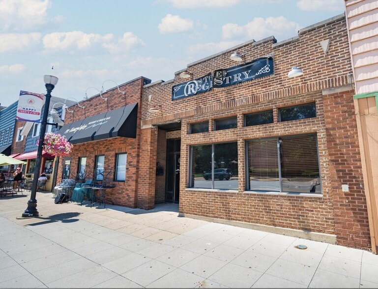 15 N Court St, Crown Point, IN for lease - Building Photo - Image 1 of 7