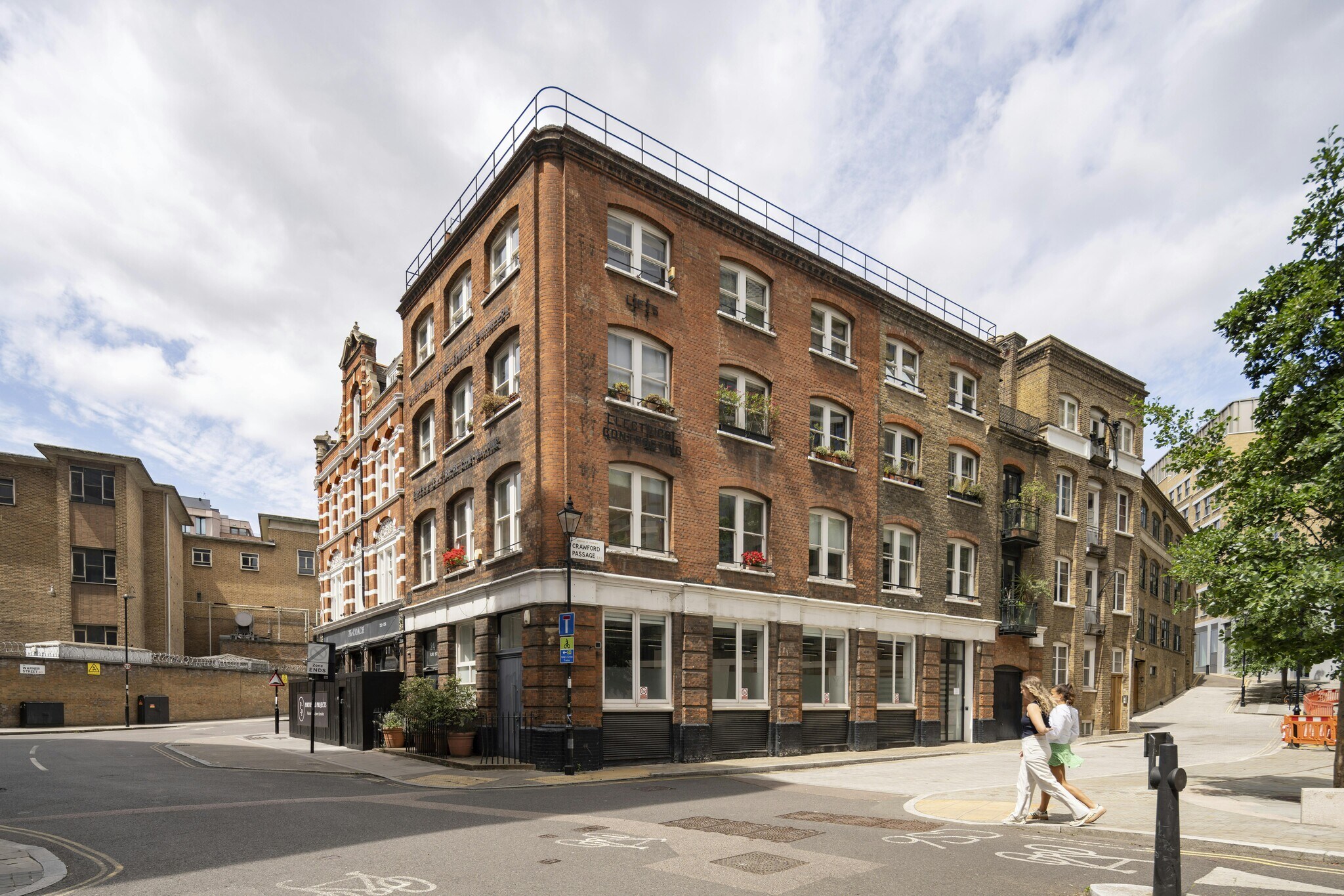 1 Crawford Passage, Londres à louer Photo du bâtiment- Image 1 de 12