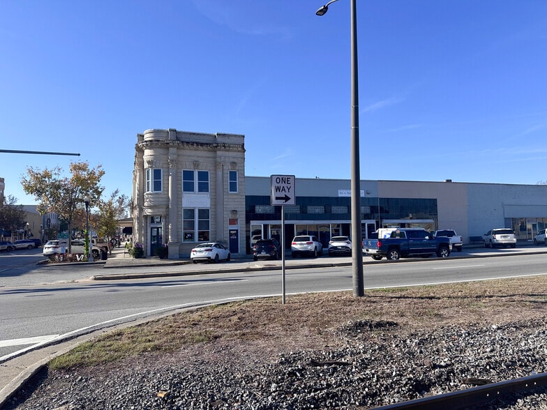 100 SW Main St, Vidalia, GA for sale - Building Photo - Image 2 of 21