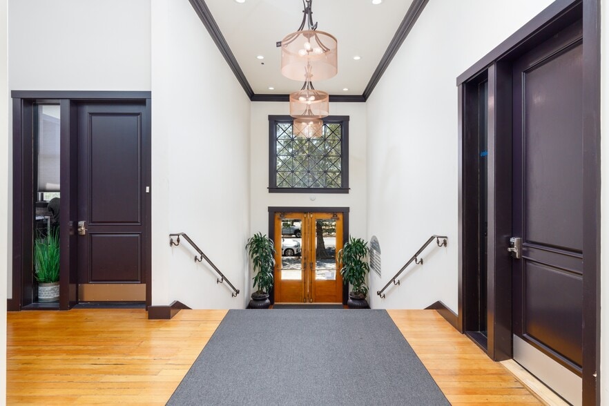 11 5th St, Petaluma, CA for lease - Building Photo - Image 3 of 14