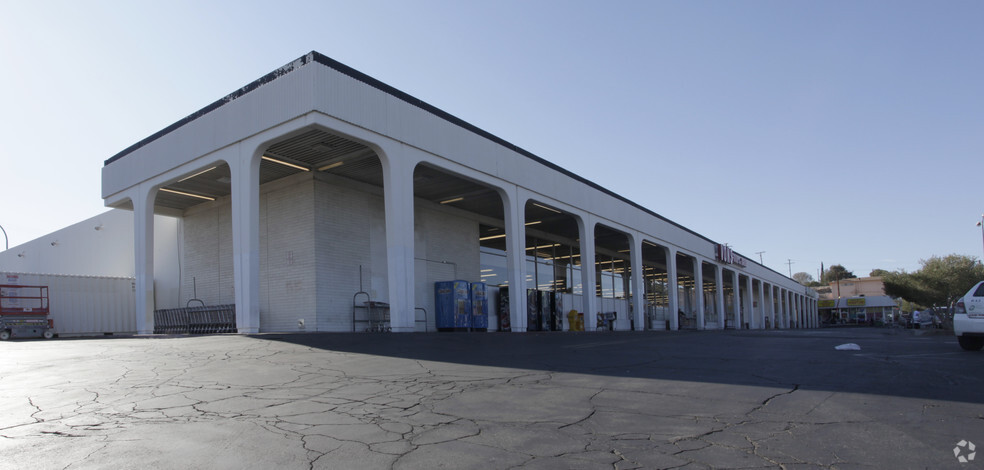 1270 E Main St, Barstow, CA for sale - Building Photo - Image 2 of 7