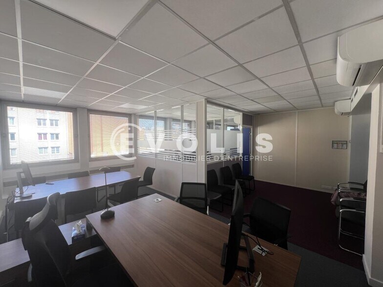 2 Rue Antoine Etex, Créteil for lease - Interior Photo - Image 2 of 17