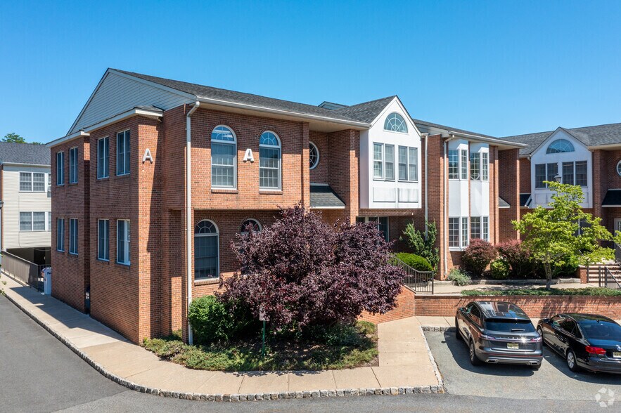 271 US Highway 46, Fairfield, NJ for sale - Building Photo - Image 2 of 15