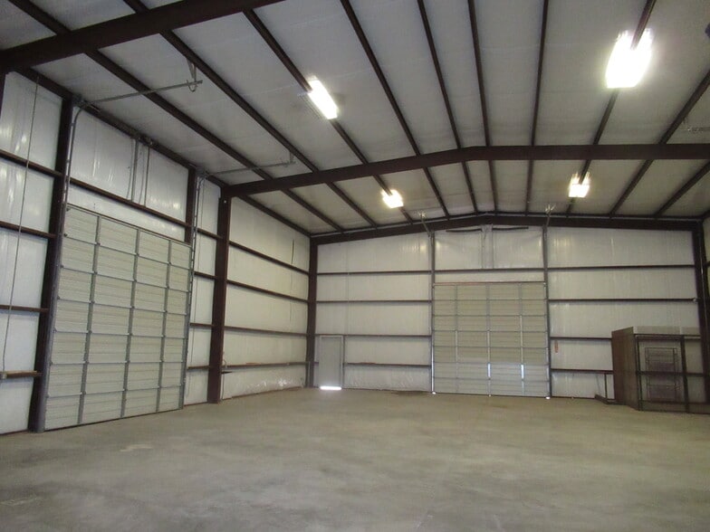 3306 S County Road 1108 & I-20, Midland, TX à louer - Photo du bâtiment - Image 2 de 3