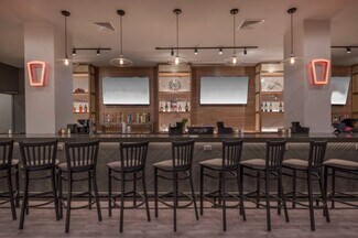 Plus de détails pour 50 Franklin St, Worcester, MA - Commerce de détail à louer