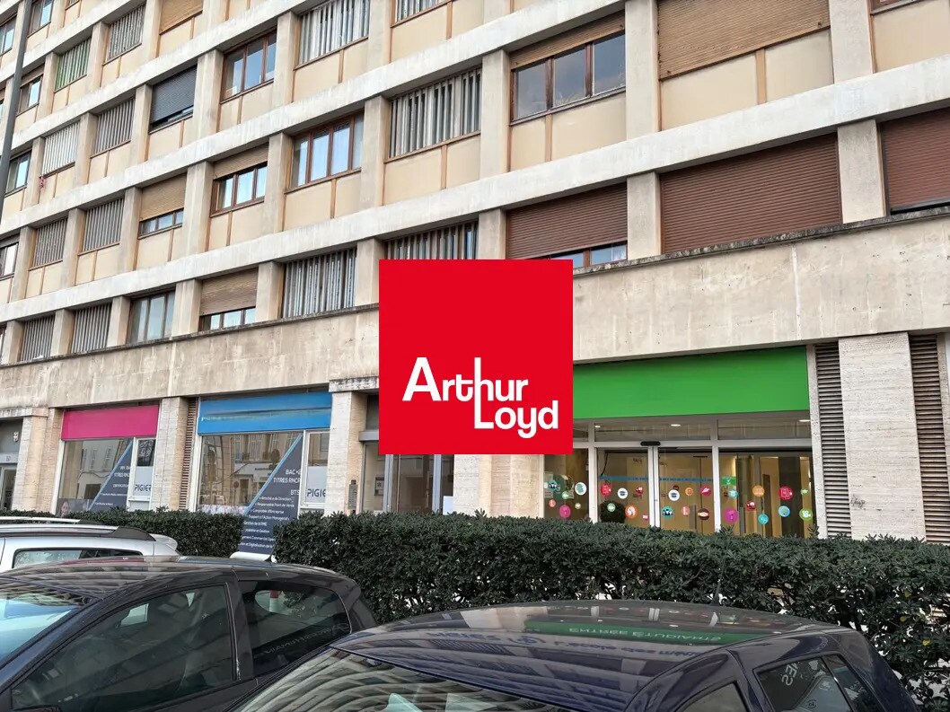 142 Avenue De Toulon, Marseille for lease Building Photo- Image 1 of 17