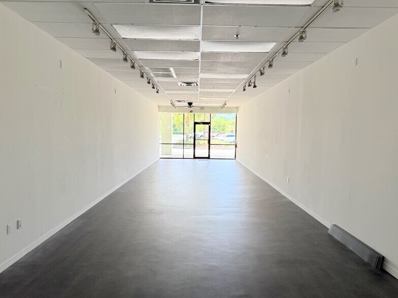 4407-4429 NW Blitchton Rd, Ocala, FL à louer - Photo du bâtiment - Image 3 de 7