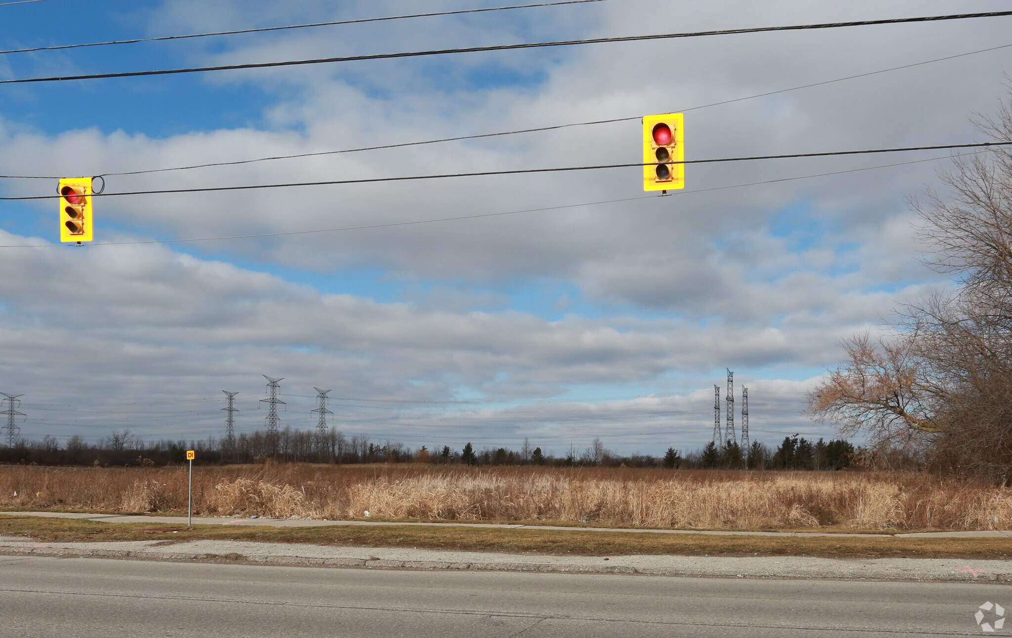 14th Ave, Markham, ON for sale Primary Photo- Image 1 of 1