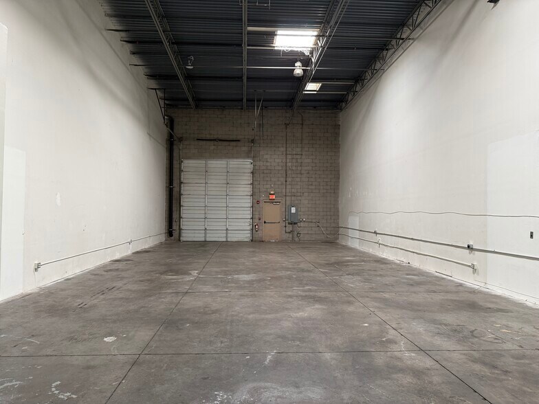 500-600 N Bullard Ave, Goodyear, AZ à louer - Photo du bâtiment - Image 3 de 13