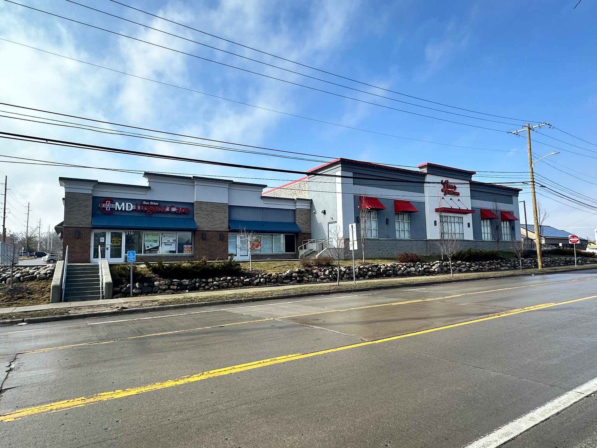 300 S Maple Rd, Ann Arbor, MI for lease Building Photo- Image 1 of 3