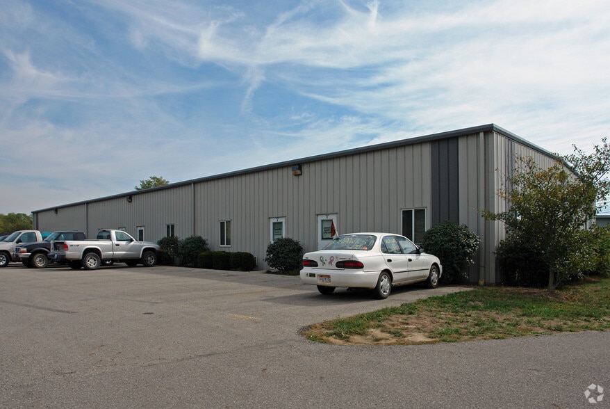 3828 Round Bottom Rd, Cincinnati, OH for lease - Building Photo - Image 1 of 1