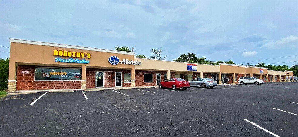 1421 W Houston St, Sherman, TX à louer - Photo principale - Image 1 de 1