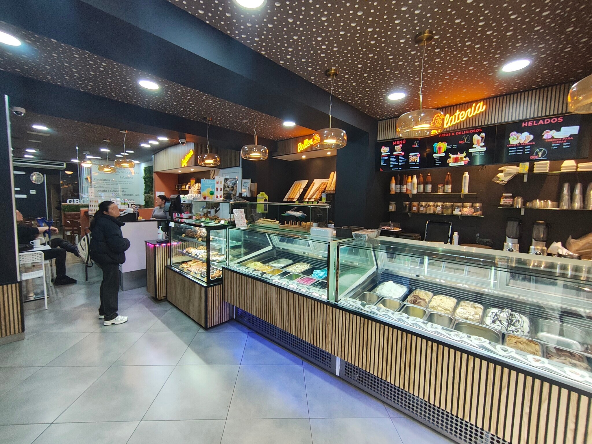 Commerce de détail dans Barcelone, Barcelona à louer Photo intérieure- Image 1 de 10