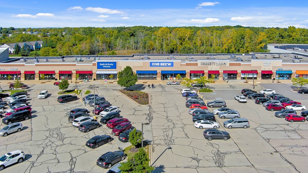 5500 Washington Ave, Racine, WI à louer - Aérien - Image 2 de 11