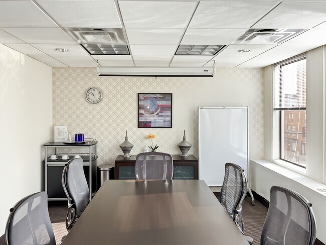Plus de détails pour 1010 Lake St, Oak Park, IL - Coworking à louer