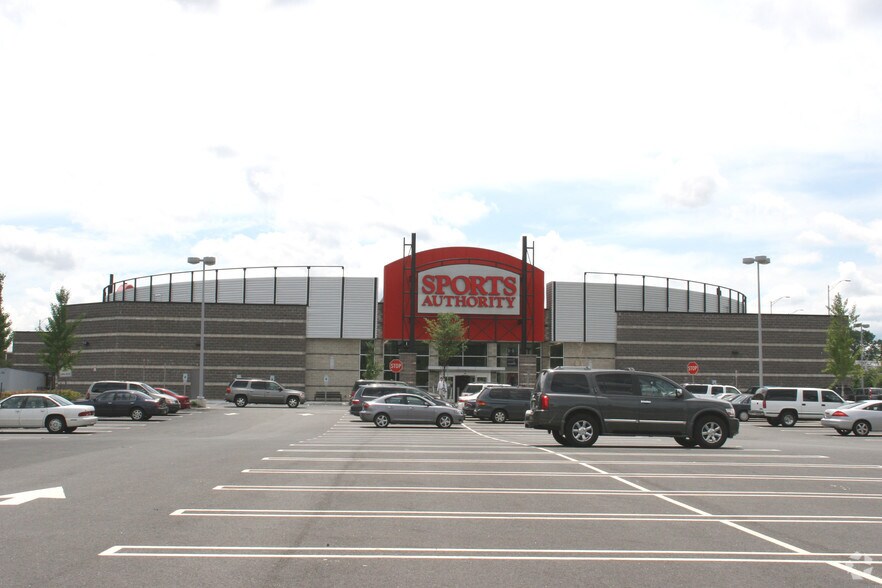 300 Ikea Dr, Paramus, NJ à louer - Photo du bâtiment - Image 2 de 8