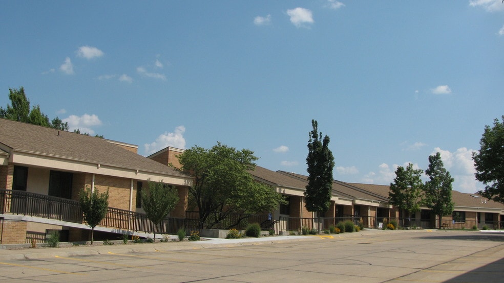 7111 A St, Lincoln, NE for lease - Primary Photo - Image 2 of 11