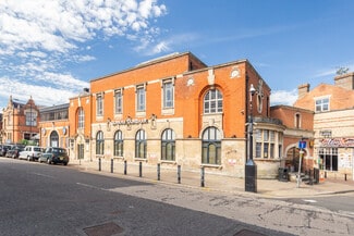 Plus de détails pour 42 Broadway, Peterborough - Commerce de détail à vendre